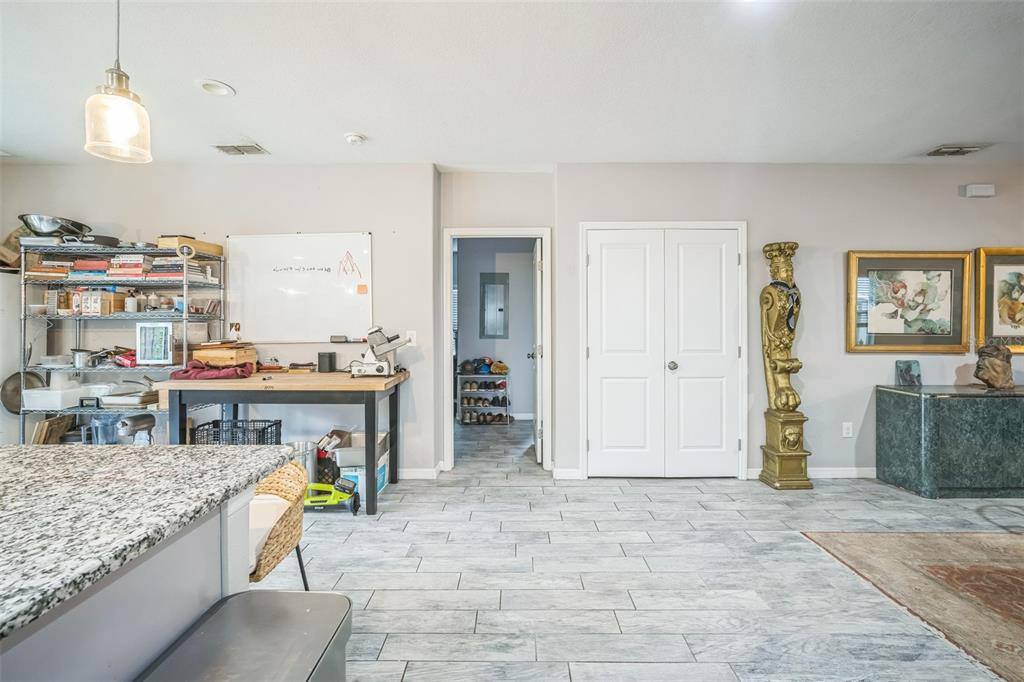Apartment for rent at 3610 N Tampa St, Tampa, FL 33603