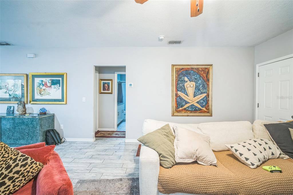 Apartment for rent at 3610 N Tampa St, Tampa, FL 33603
