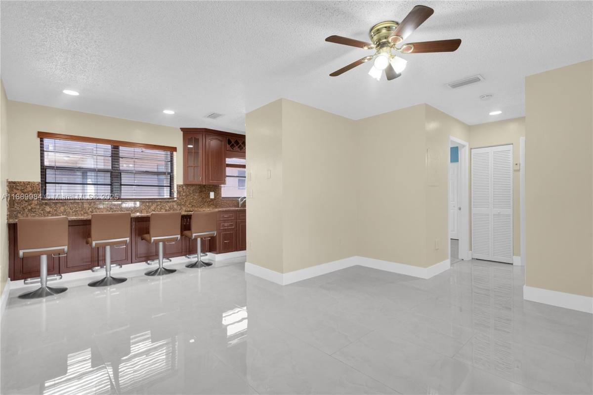 Condo for rent at 2560 W 60th St #203, Hialeah, FL 33016
