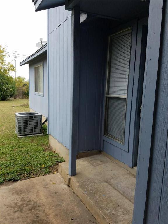 Apartment for rent at 1304 Pitcairn Dr #1304A, Pflugerville, TX 78660