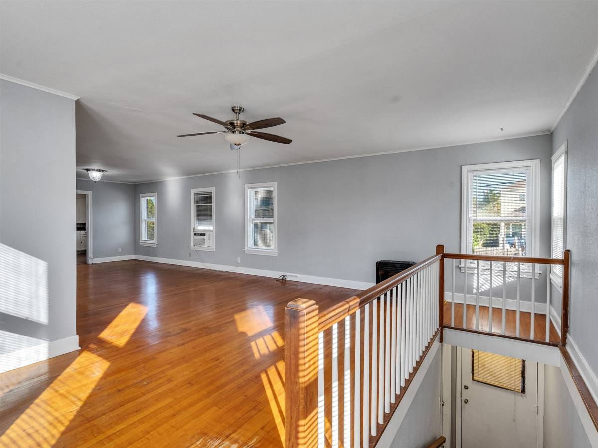Apartment for rent at 5019 Ave M 1 #2, Galveston, TX 77551