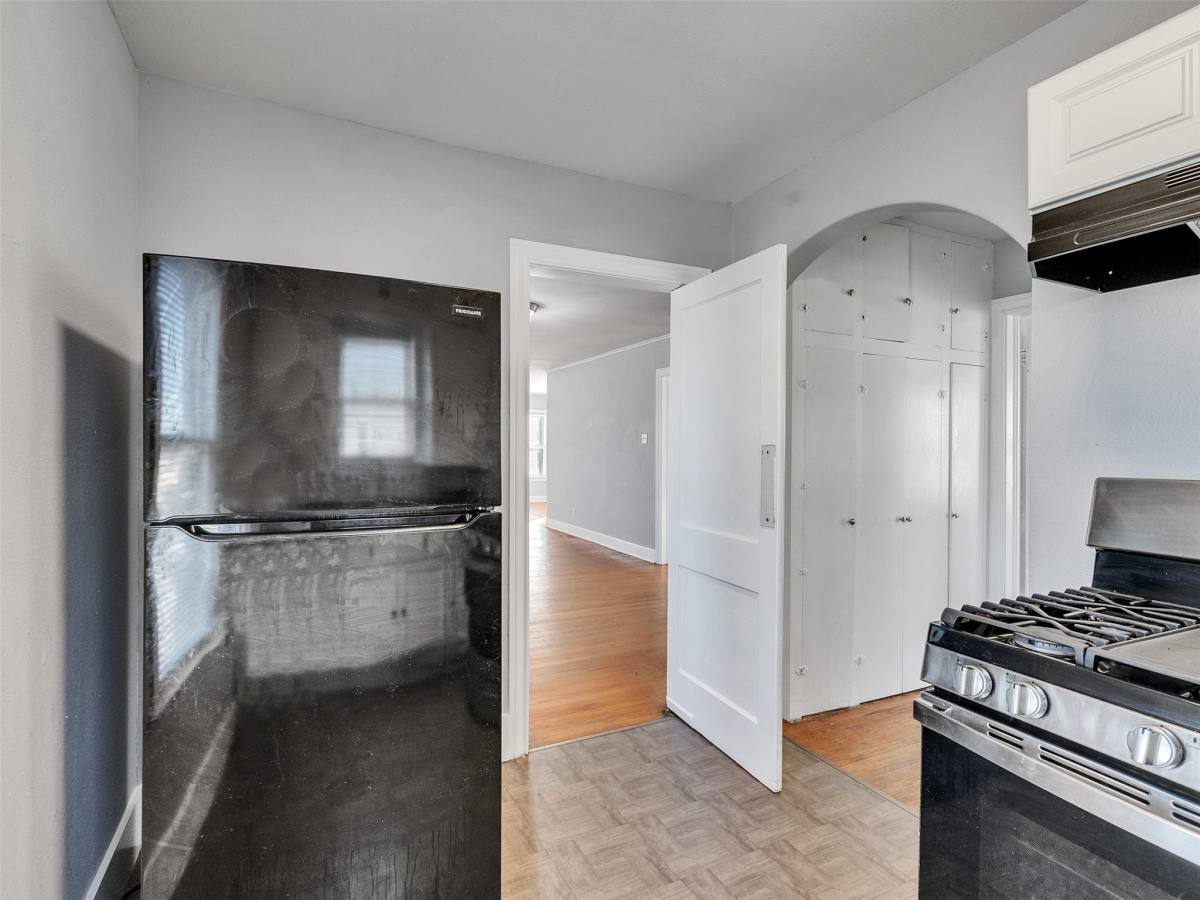 Apartment for rent at 5019 Ave M 1 #2, Galveston, TX 77551