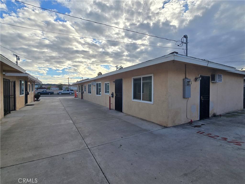 Apartment for rent at 11323 1 2 Schmidt Rd, South El Monte, CA 91733