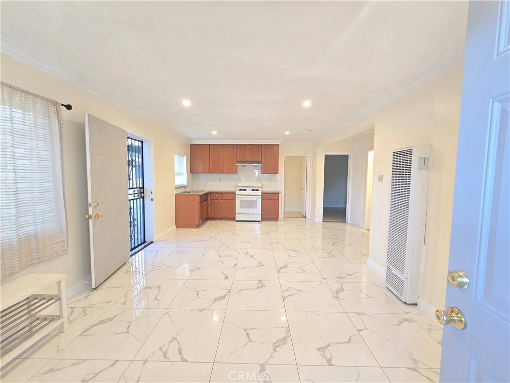 Apartment for rent at 11323 1 2 Schmidt Rd, South El Monte, CA 91733