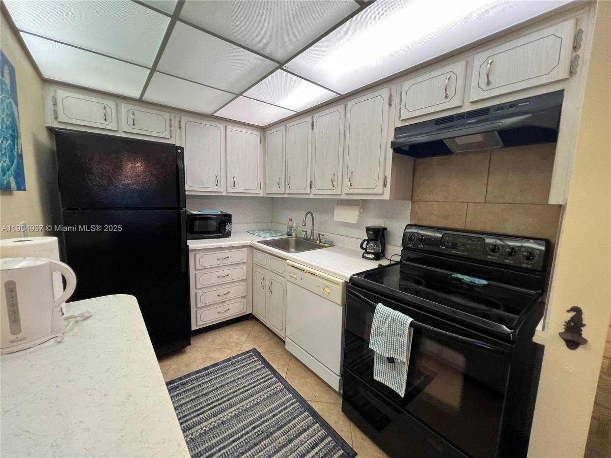Apartment for rent at 108 Bravado Lane #108-8, West Palm Beach, FL 33404