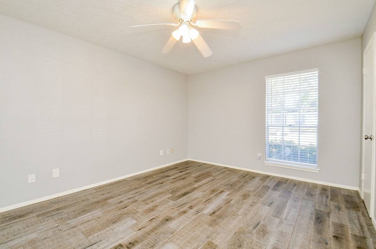 Apartment for rent at 9215 Sharpcrest St, Houston, TX 77036
