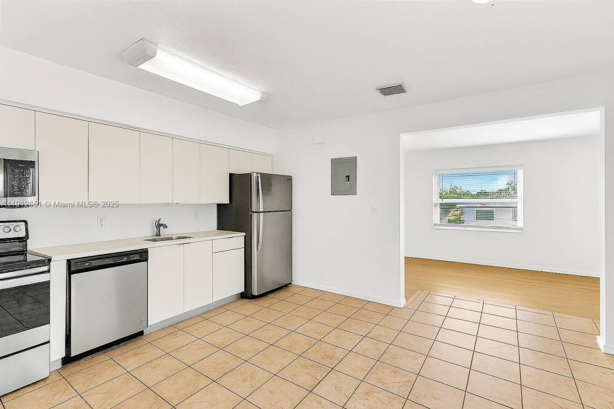 Apartment for rent at 3415 SW 15th St #2, Miami, FL 33145