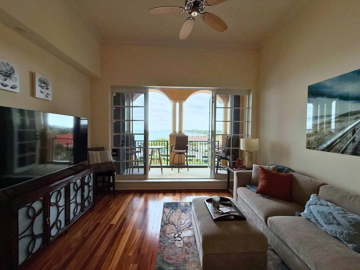 Condo for rent at 20 Orange Ave #20-9, Fort Pierce, FL 34950