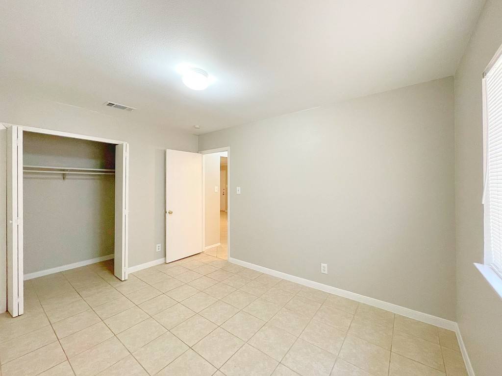 Apartment for rent at 11108 Blossom Bell Dr, Austin, TX 78758