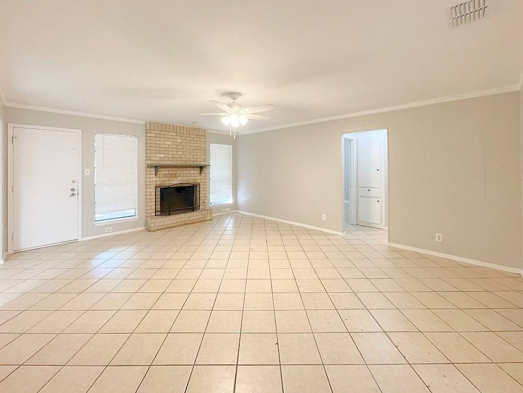 Apartment for rent at 11108 Blossom Bell Dr, Austin, TX 78758