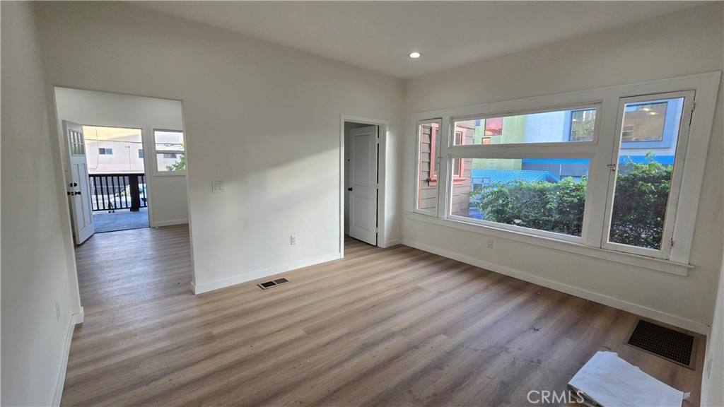 Apartment for rent at 1040 Beacon Ave, Los Angeles, CA 90015