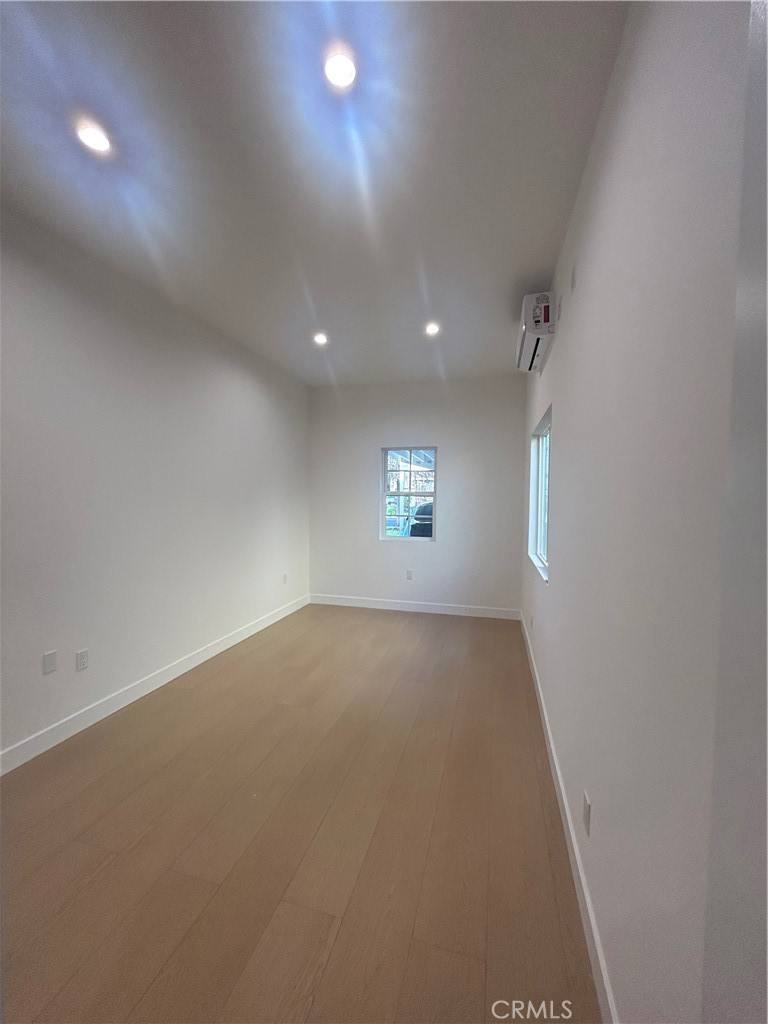 Apartment for rent at 11052 Emelita St, North Hollywood, CA 91601