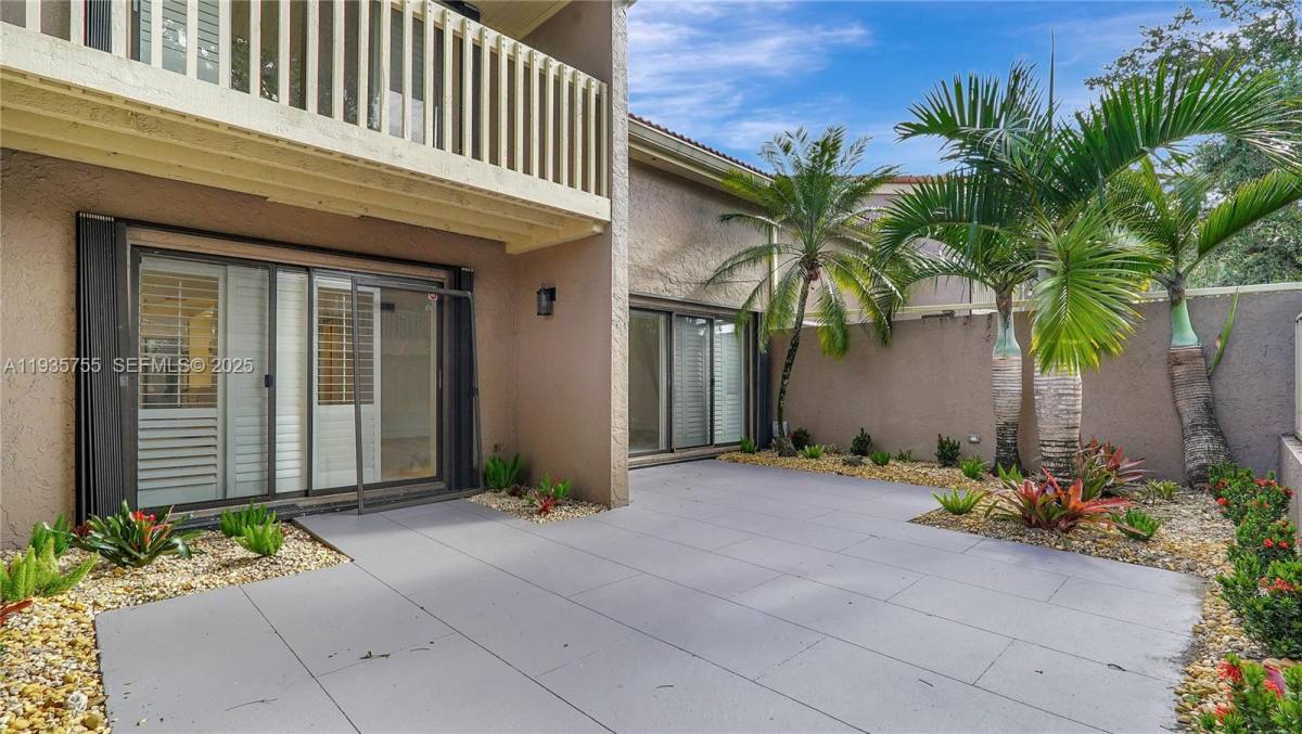 Townhouse for rent at 205 Dunwoody Lane #1785, Hollywood, FL 33021