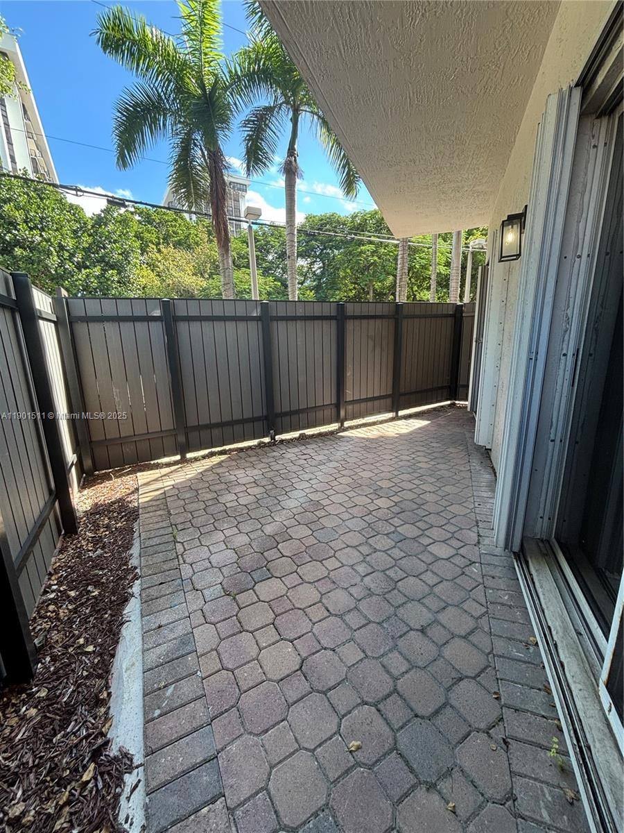 Apartment for rent at 1918 Brickell Ave #101, Miami, FL 33129