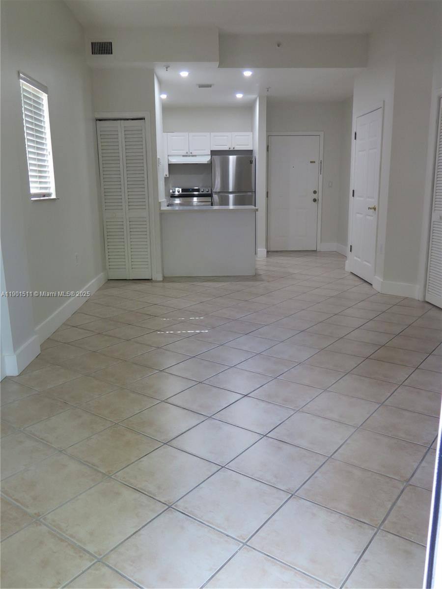Apartment for rent at 1918 Brickell Ave #101, Miami, FL 33129