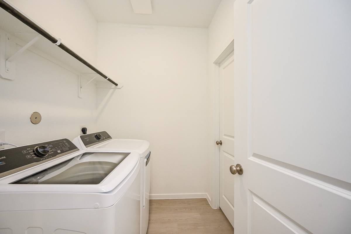 Apartment for rent at 6427 Seafoam Lake Dr, Katy, TX 77493