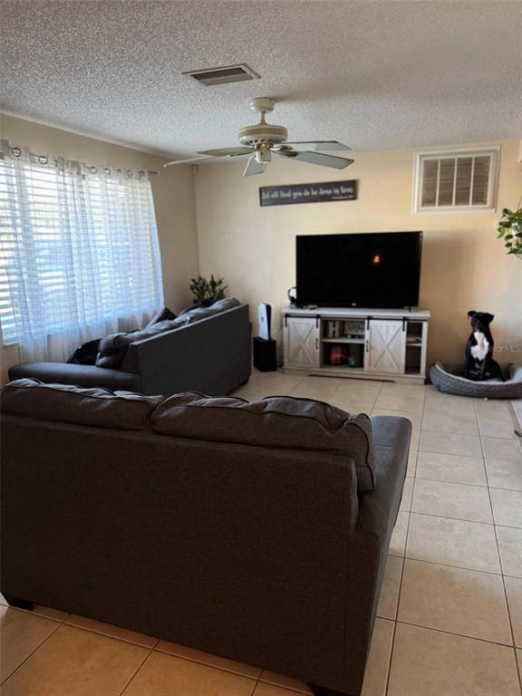 Apartment for rent at 3251 Devonshire Dr, Holiday, FL 34691