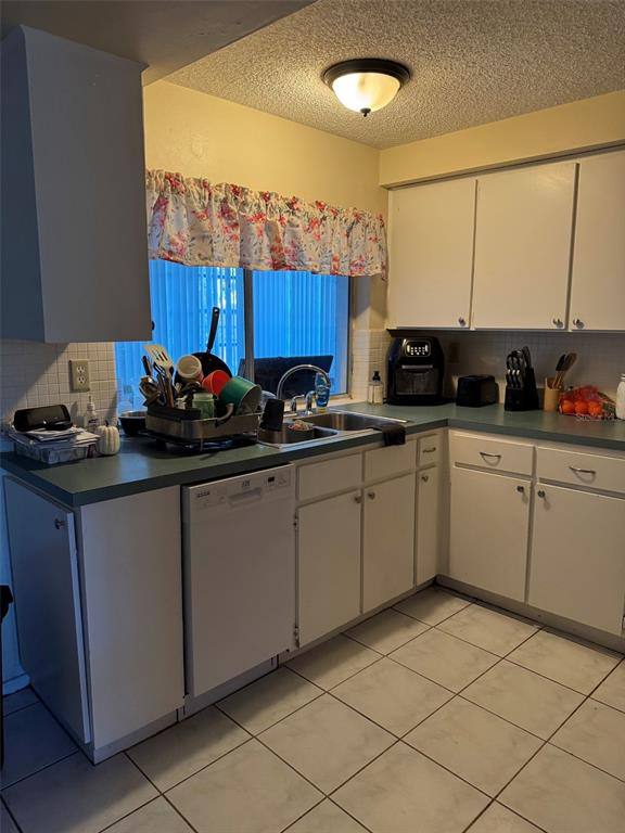 Apartment for rent at 3251 Devonshire Dr, Holiday, FL 34691