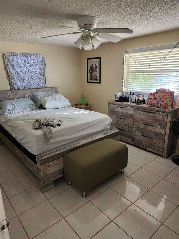 Apartment for rent at 3251 Devonshire Dr, Holiday, FL 34691