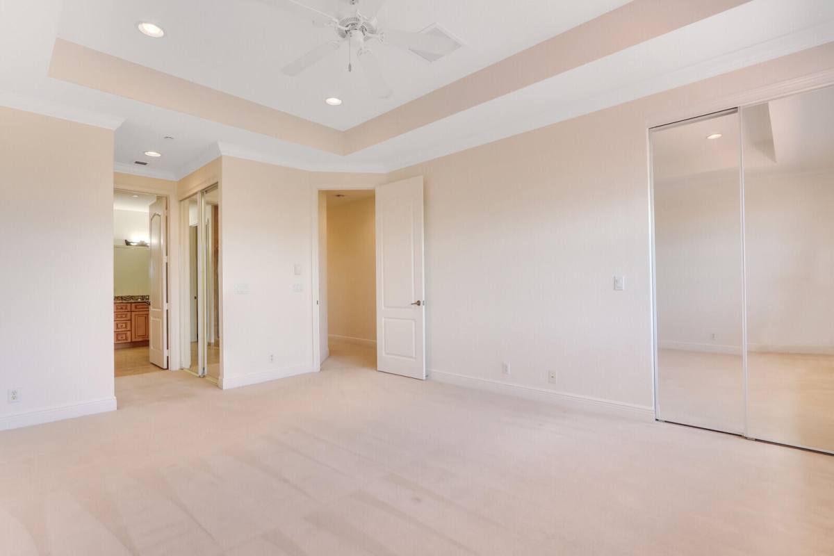 Townhouse for rent at 4505 Artesa Way S, Palm Beach Gardens, FL 33418