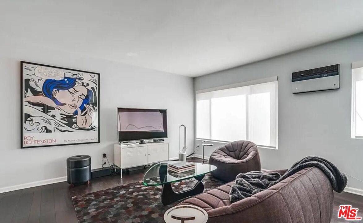 Apartment for rent at 1233 N Flores St #104, West Hollywood, CA 90069