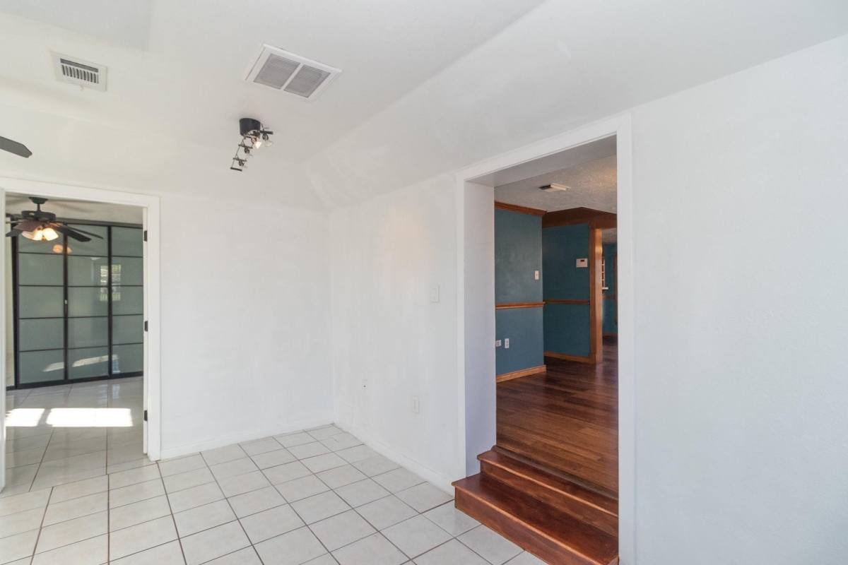 Apartment for rent at 8004 Mendez St, Houston, TX 77029