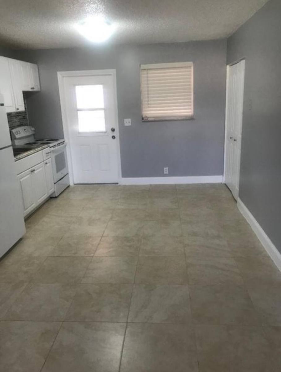 Apartment for rent at 3556 William St, West Palm Beach, FL 33403