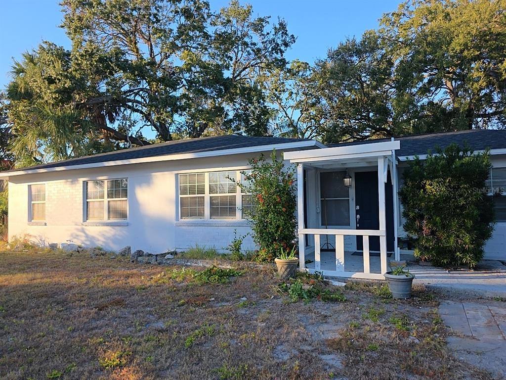 Apartment for rent at 4713 W El Prado Blvd, Tampa, FL 33629