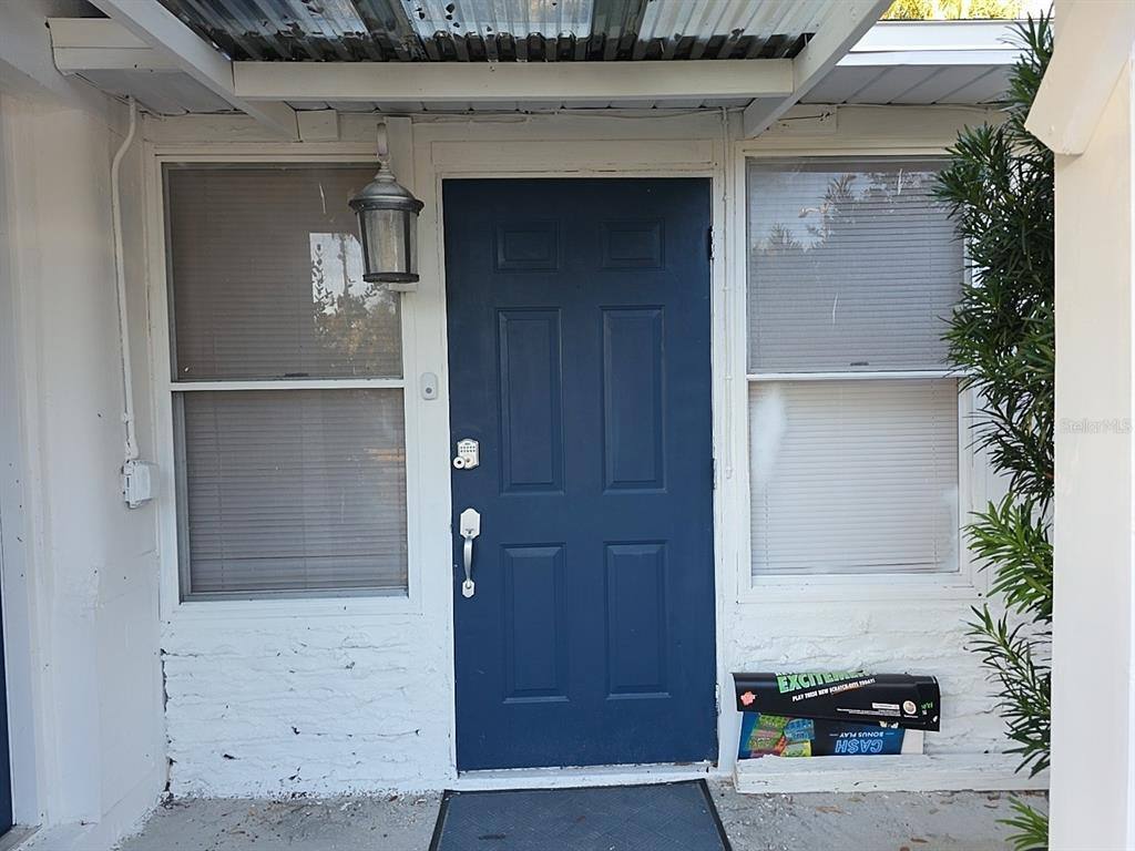 Apartment for rent at 4713 W El Prado Blvd, Tampa, FL 33629