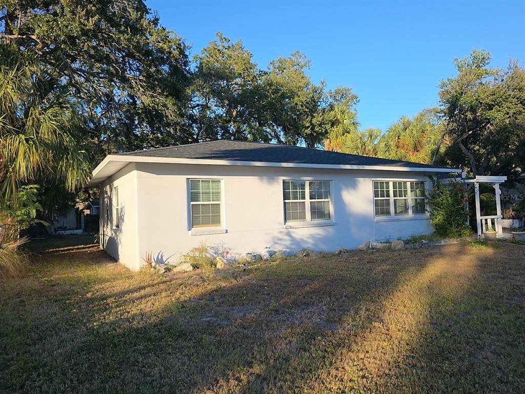 Apartment for rent at 4713 W El Prado Blvd, Tampa, FL 33629
