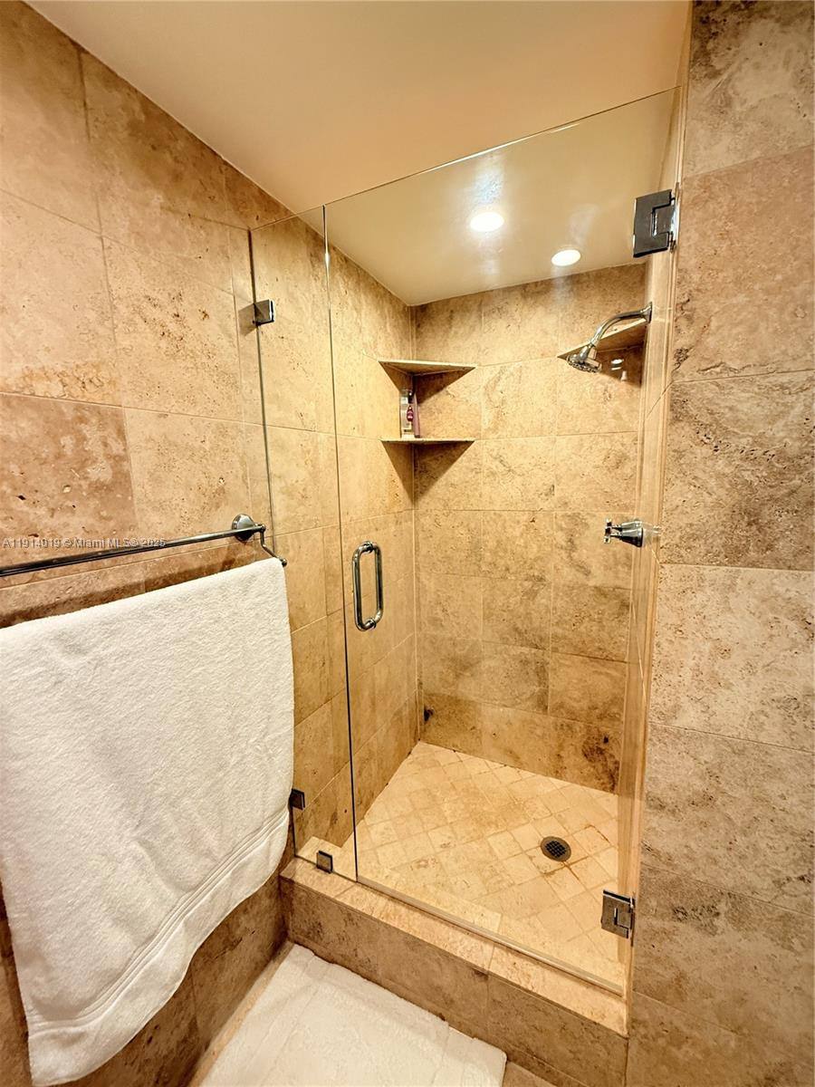 Apartment for rent at 180 Isle of Venice Dr #100, Fort Lauderdale, FL 33301