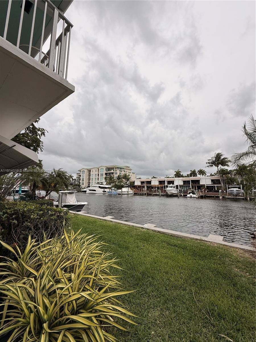 Apartment for rent at 180 Isle of Venice Dr #100, Fort Lauderdale, FL 33301