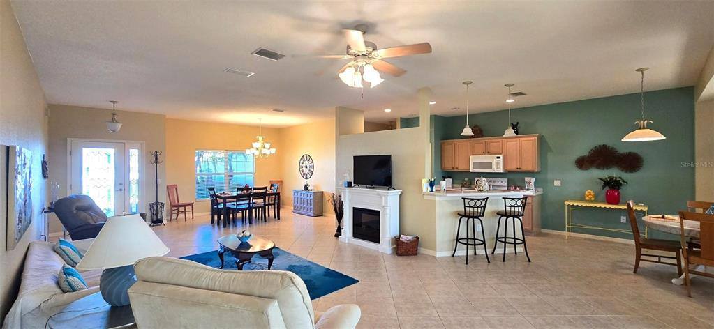 Apartment for rent at 4023 Ashton Club Dr, Lake Wales, FL 33859