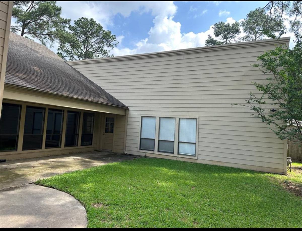 Apartment for rent at 17406 Spicewood Springs Lane, Spring, TX 77379