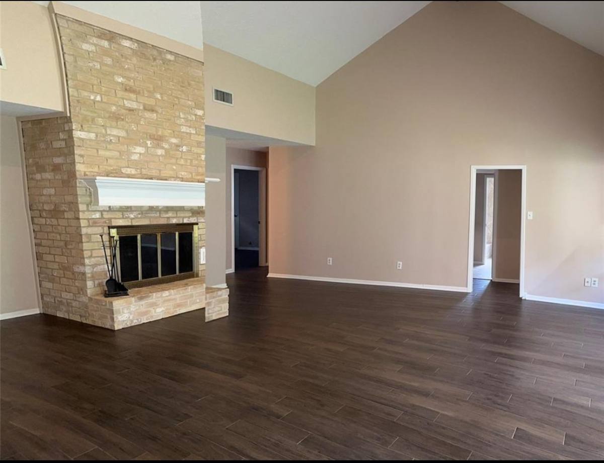 Apartment for rent at 17406 Spicewood Springs Lane, Spring, TX 77379