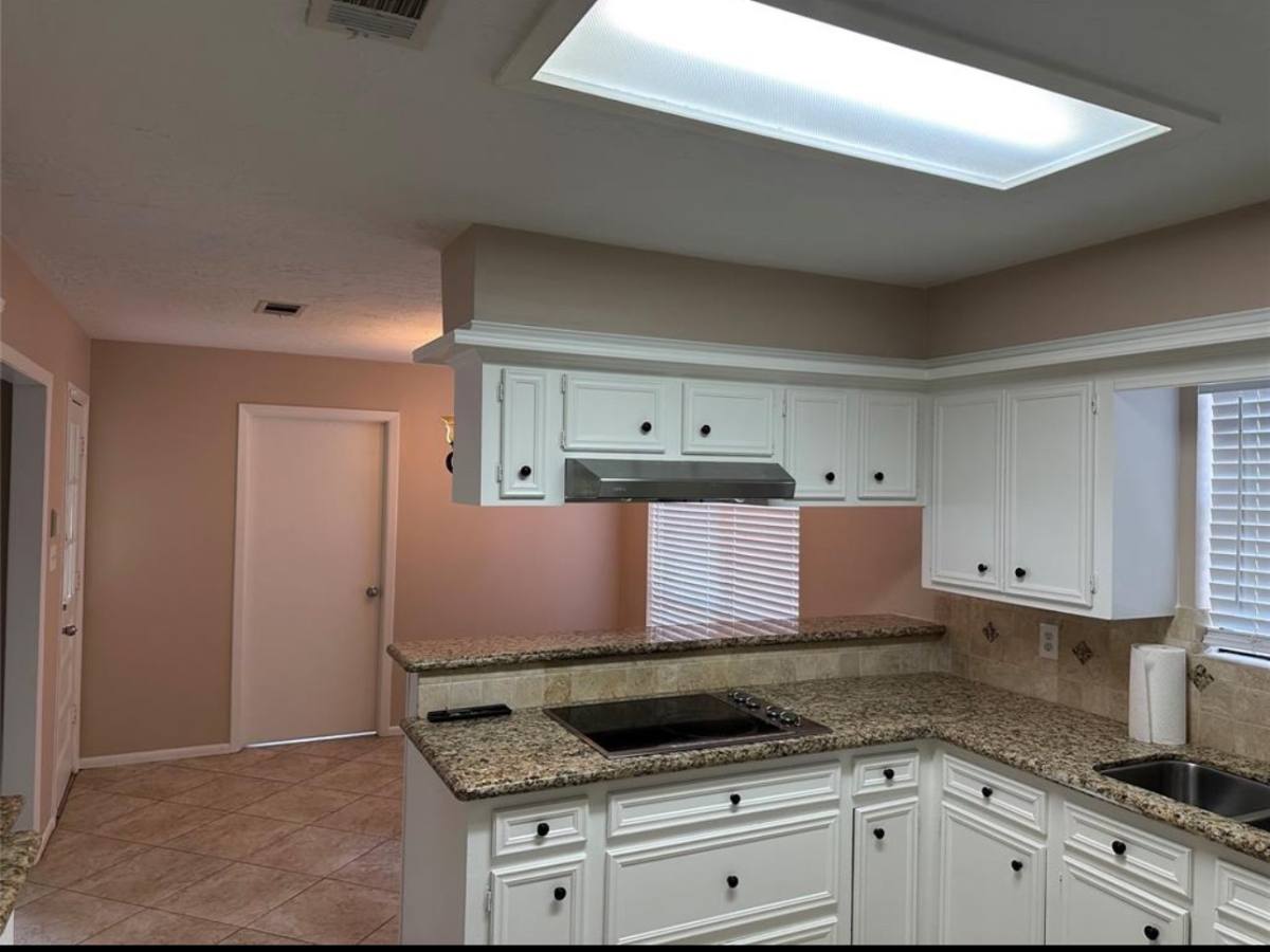 Apartment for rent at 17406 Spicewood Springs Lane, Spring, TX 77379