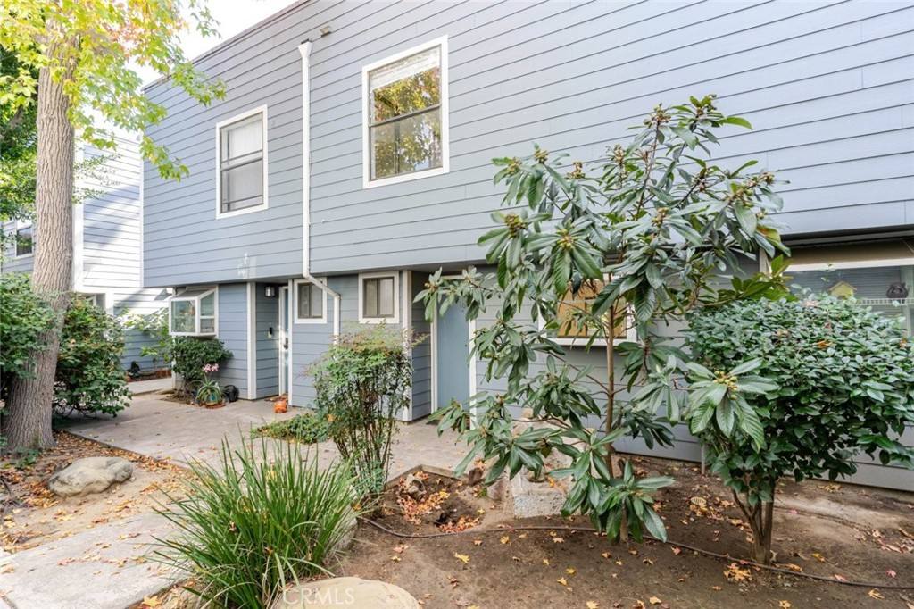 Townhouse for rent at 15113 Saticoy St #16, Van Nuys, CA 91405