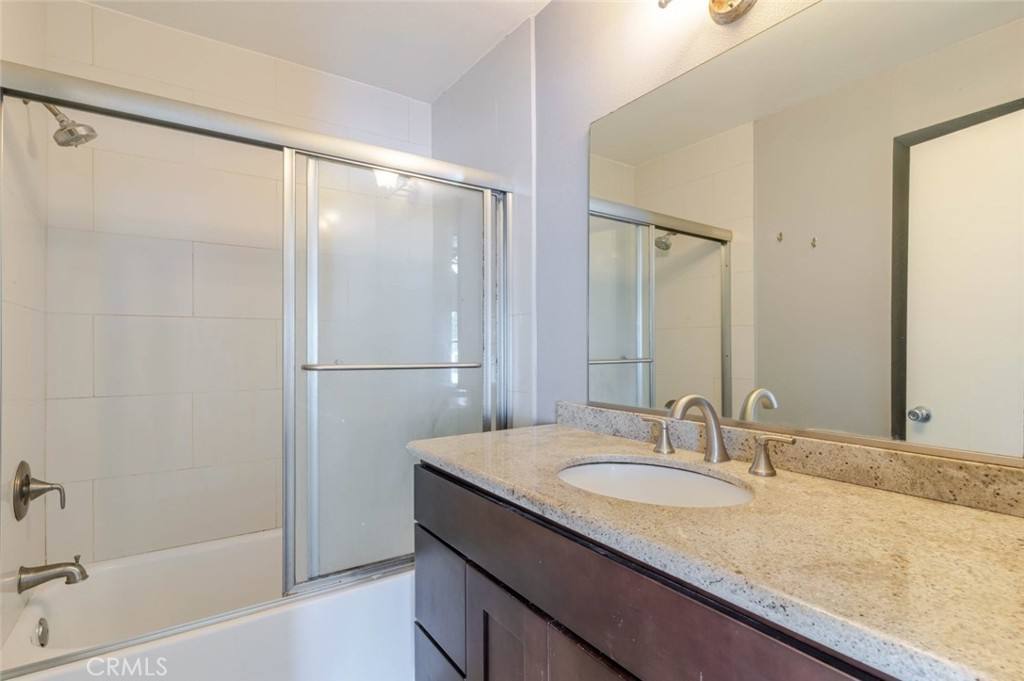 Townhouse for rent at 15113 Saticoy St #16, Van Nuys, CA 91405
