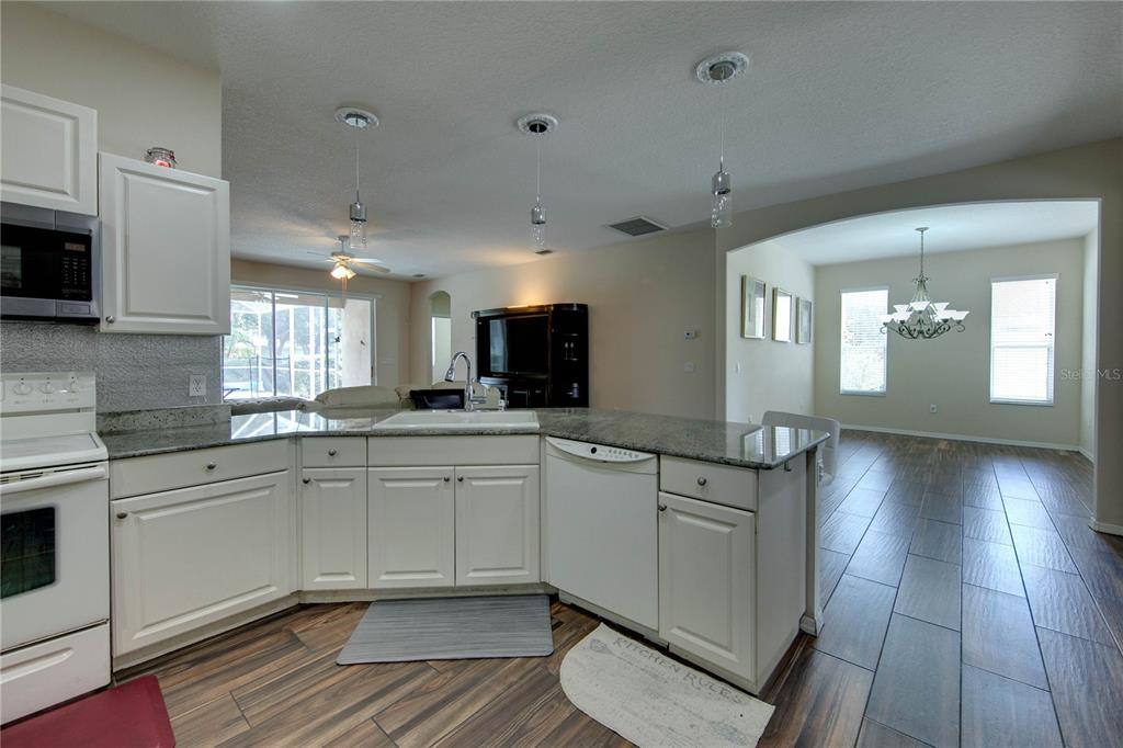 Apartment for rent at 5291 Echo Lane, Sarasota, FL 34233