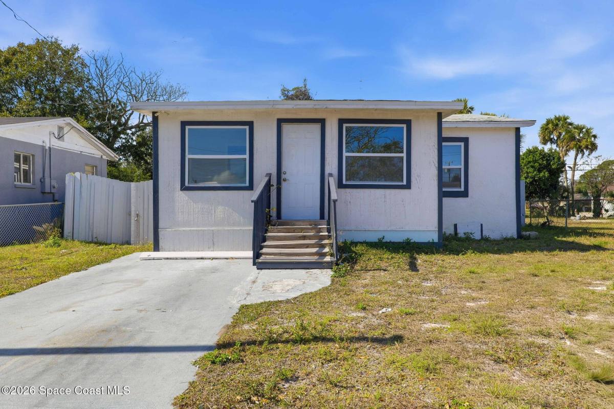 Apartment for rent at 1610 Craig Ave, Titusville, FL 32780