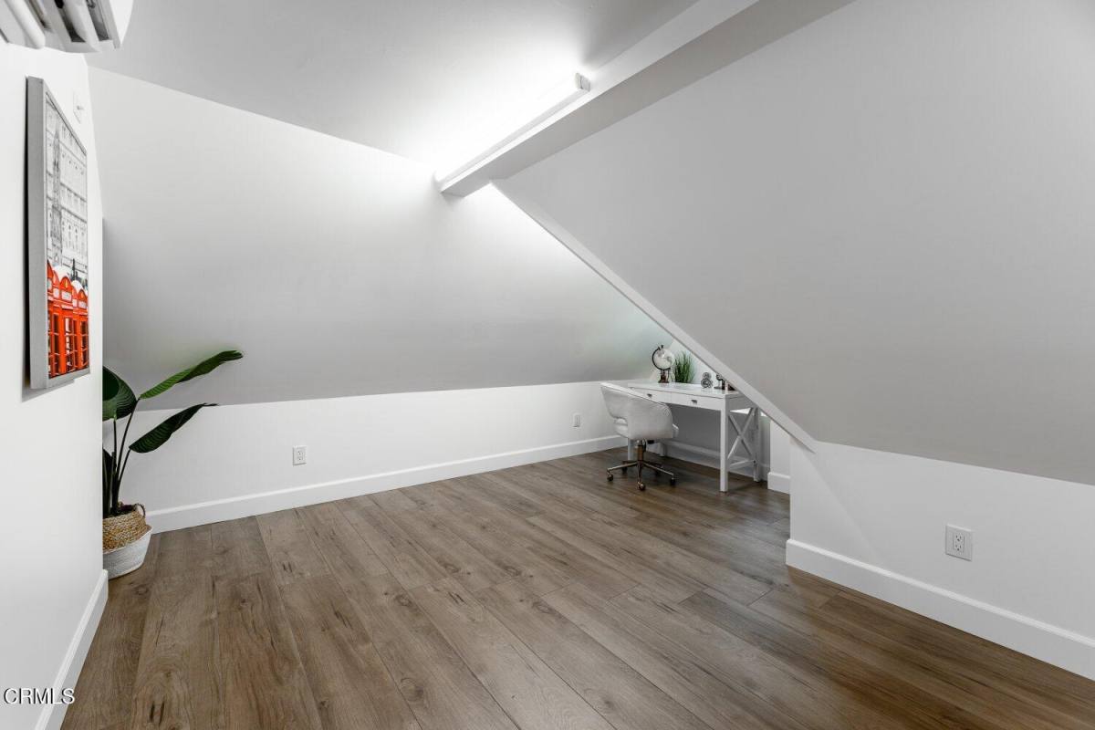 Apartment for rent at 1161 Ruberta Ave #1161AA, Glendale, CA 91201