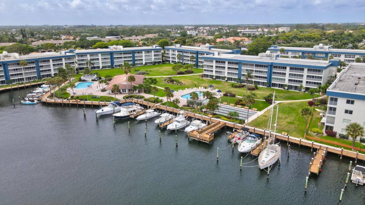 Apartment for rent at 3401 Spanish Trail #151, Delray Beach, FL 33483