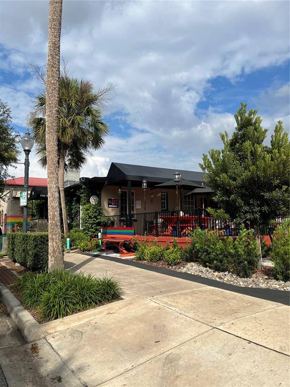 Apartment for rent at 334 N Donnelly St #334, Mount Dora, FL 32757