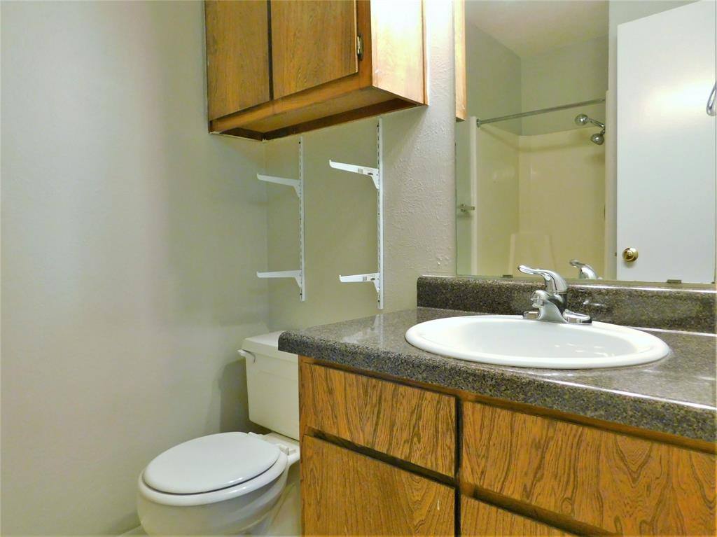 Townhouse for rent at 1131 Dallas Dr, Denton, TX 76205