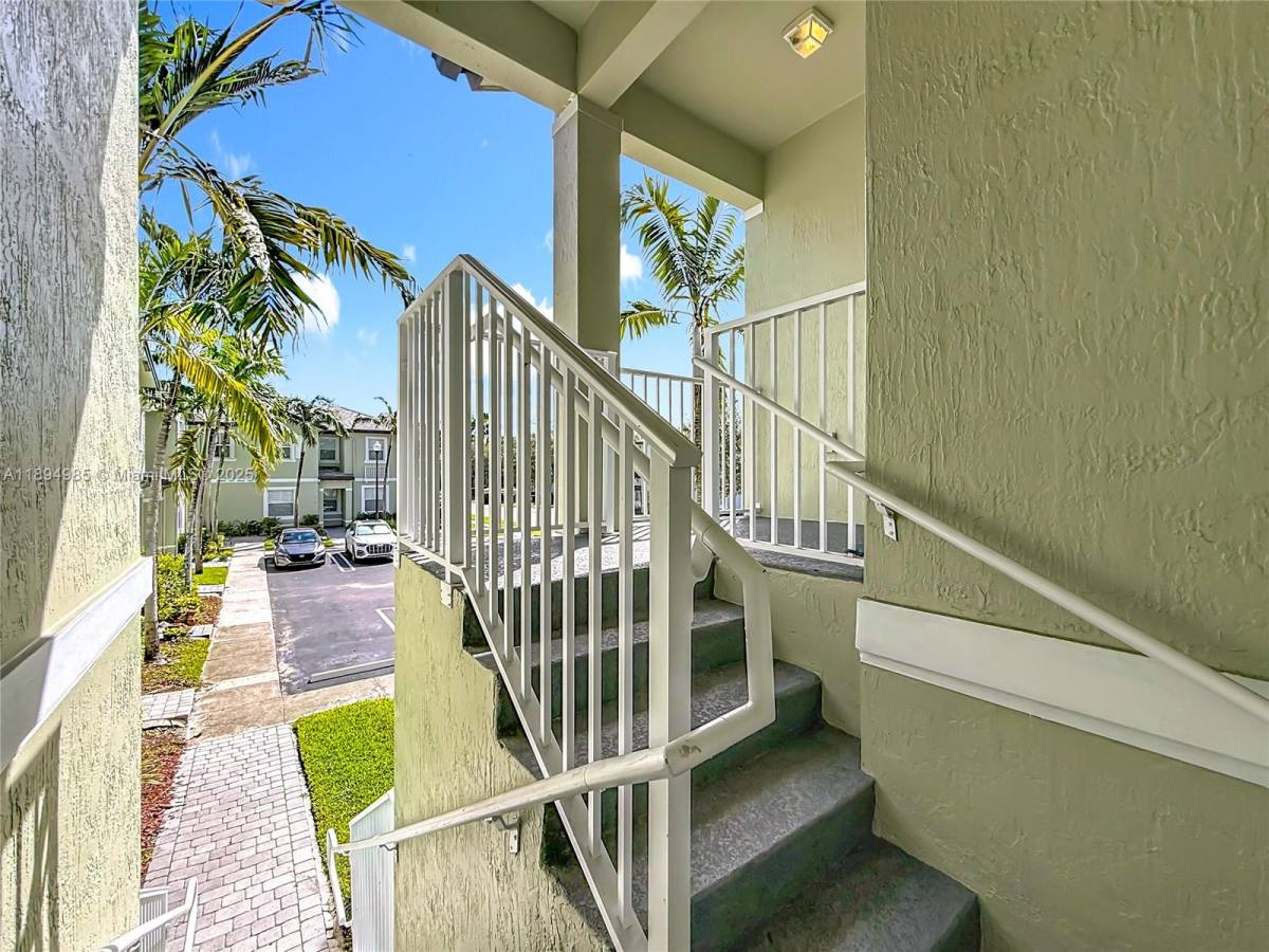 Apartment for rent at 2935 SE 1st Dr #21, Homestead, FL 33033