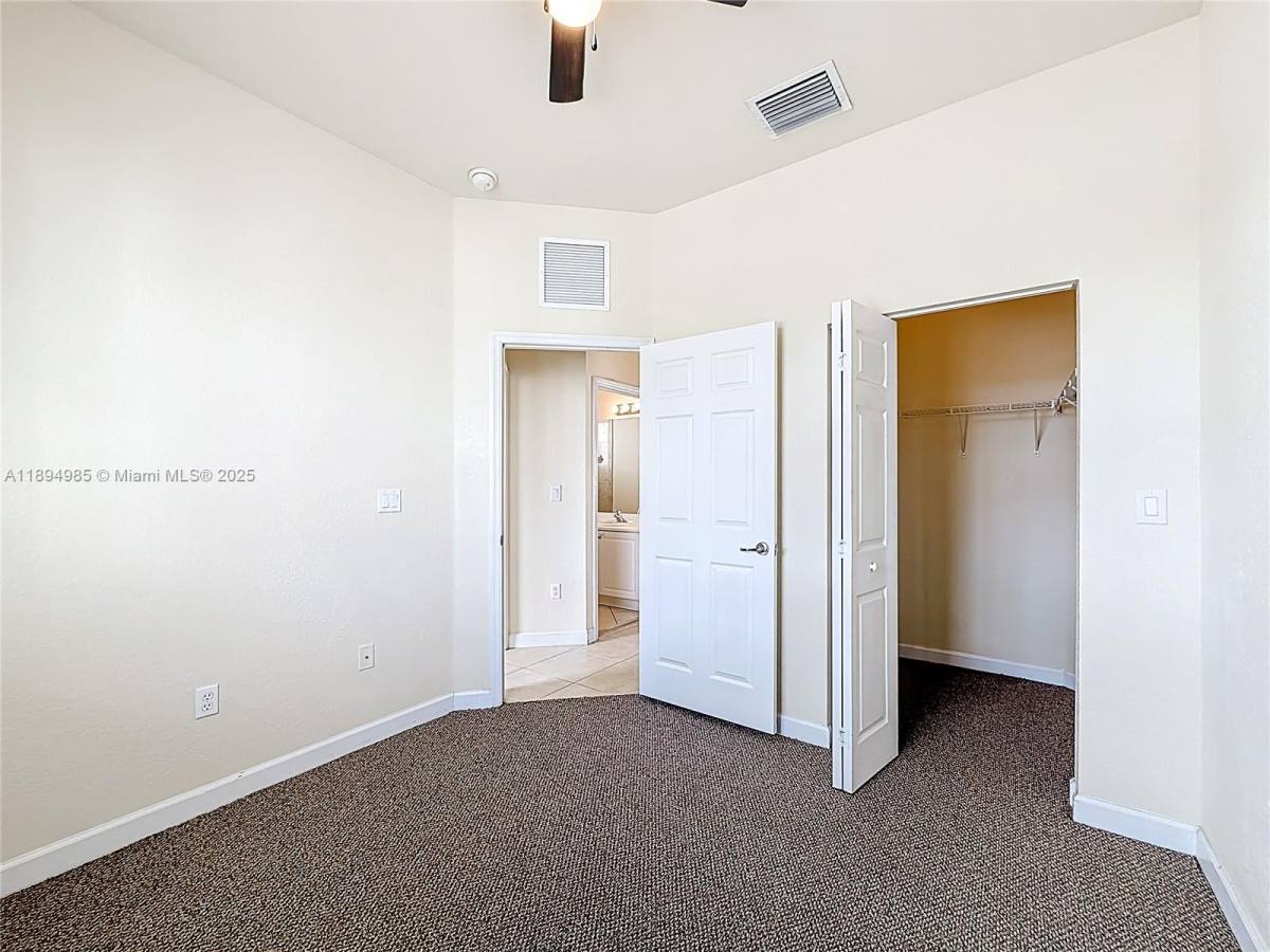 Apartment for rent at 2935 SE 1st Dr #21, Homestead, FL 33033