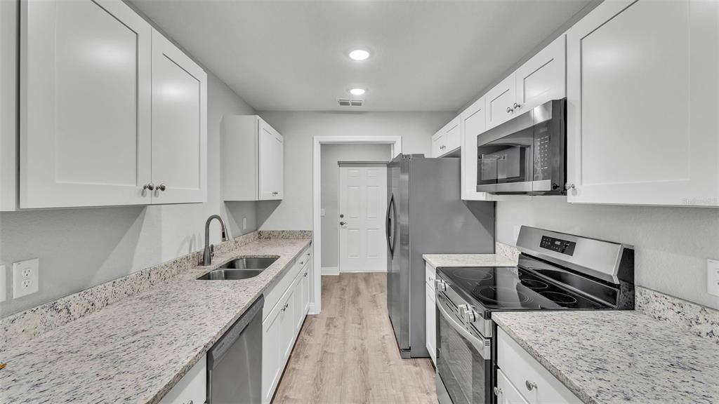 Apartment for rent at 514 2nd St SW #514, Fort Meade, FL 33841