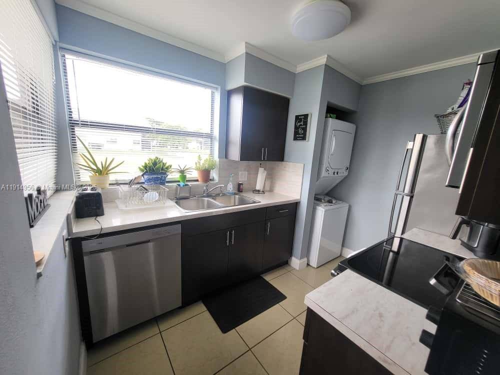 Condo for rent at 960 N Franklin Ave #960960J, Homestead, FL 33034