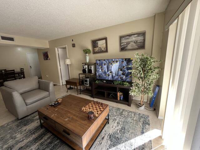 Condo for rent at 4160 Inverrary Dr #207, Fort Lauderdale, FL 33319