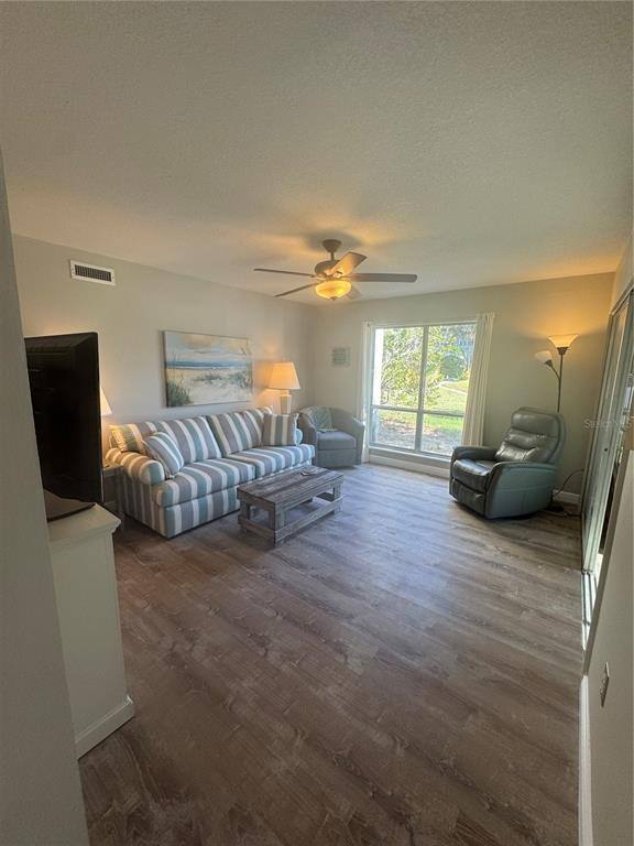 Apartment for rent at 621 Windrush Bay Dr #621, Tarpon Springs, FL 34689